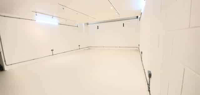 Daylight / Blackout Infinity Cove Photography/Video/Events Studio - Space 2 OF 3