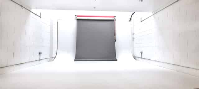 Daylight / Blackout Infinity Cove Photography/Video/Events Studio - Space 2 OF 3