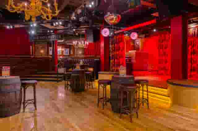 Santiago Bar