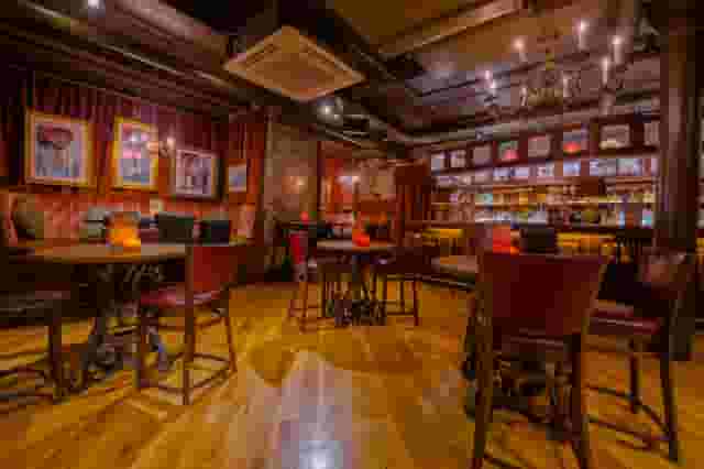 Santiago Bar