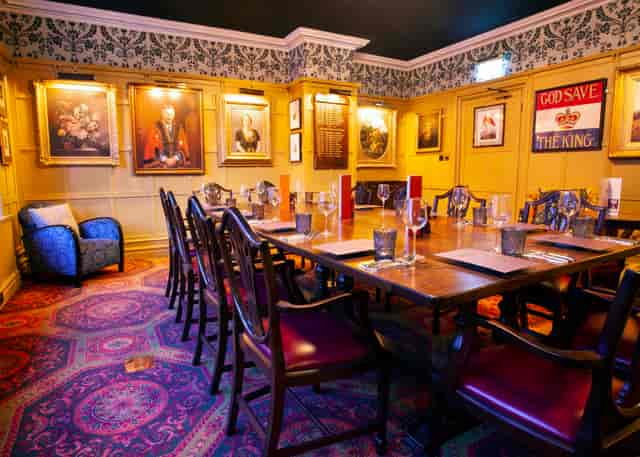Sophisticated meeting room at The Byron, Cosy Club Nottingham, ideal for executive gatherings.
