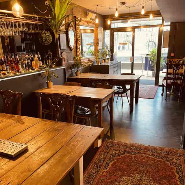 Main Restaurant 