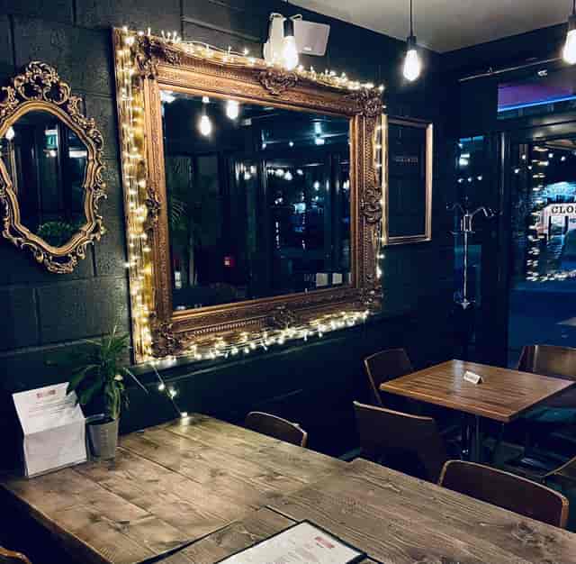 Main Restaurant 
