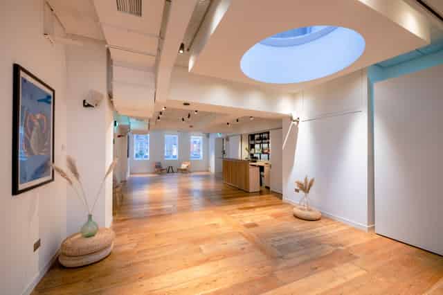 White Room