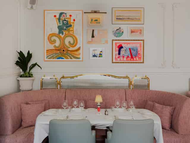 Amelie - First Floor