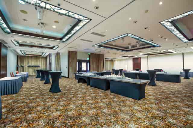 Royal Suite at Millennium Gloucester: modern event space for meetings and gatherings.