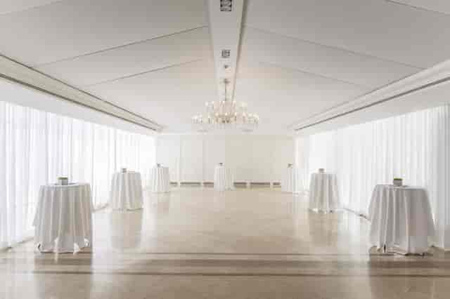 CIBELES event space at Hotel Villa Real with elegant decor and natural light for receptions.