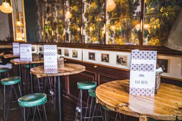 Stylish bar area in Ibérica Farringdon, ideal for intimate networking events.