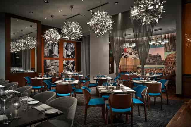 Main Dining Room in Modena, stylish restaurant for intimate events with elegant decor.