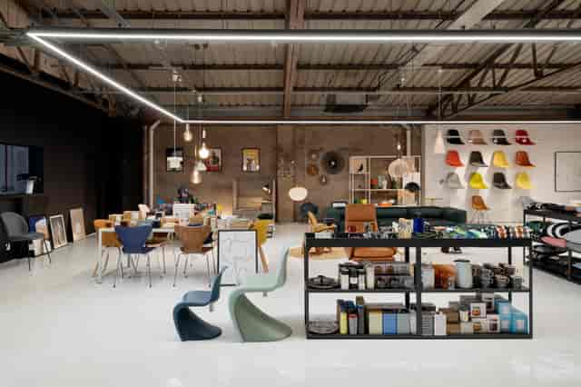 Versatile Central Warehouse event space with colorful seating for meetings and workshops.