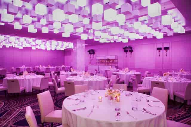 Elegant North Room at Le Mount Stephen, Montreal, perfect for upscale galas and corporate events.