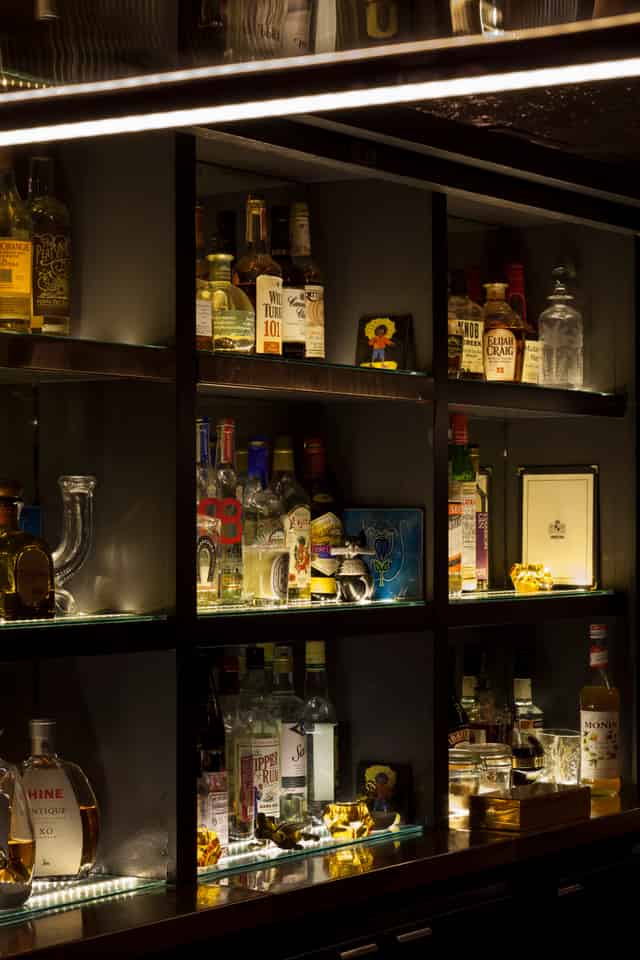 Lounge Bar