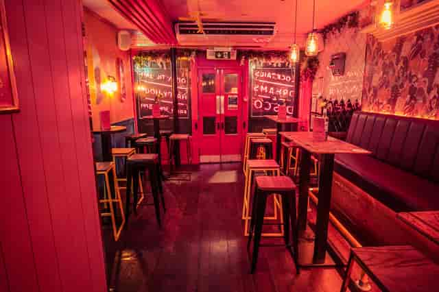 Vibrant venue hire in Simmons, ideal for casual gatherings and networking events.