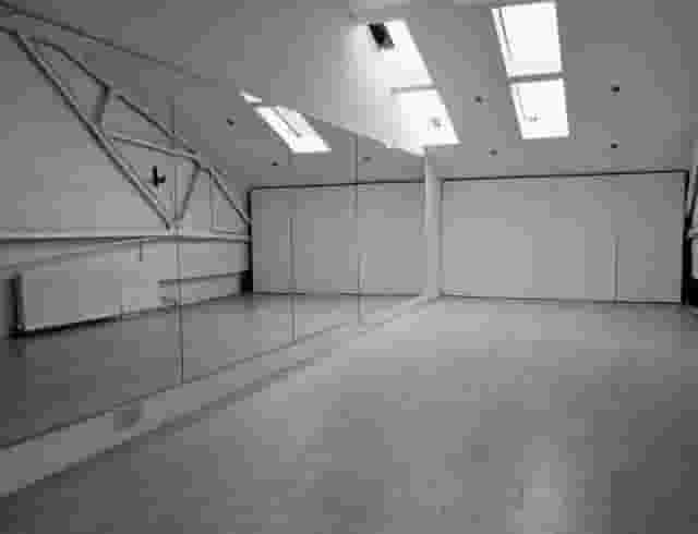 Hone Movement Studios - Dance & photography studio