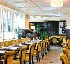 Proust in elegant Restaurant Drouant, ideal for intimate meetings and networking events.