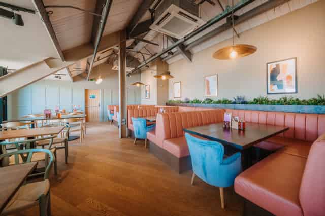 Longboard Bar