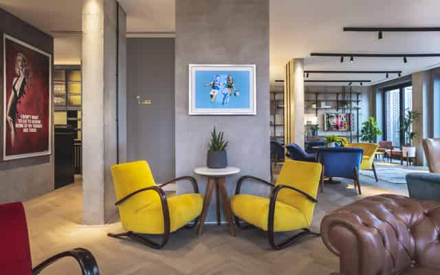 5th Floor Lounge
