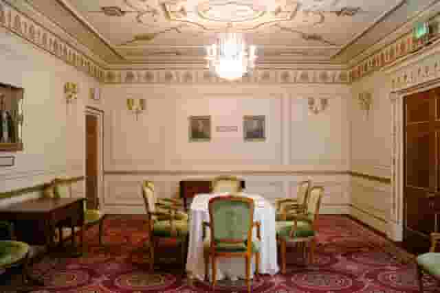 Mott Room