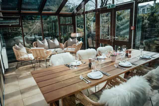 Club Prive Conservatory