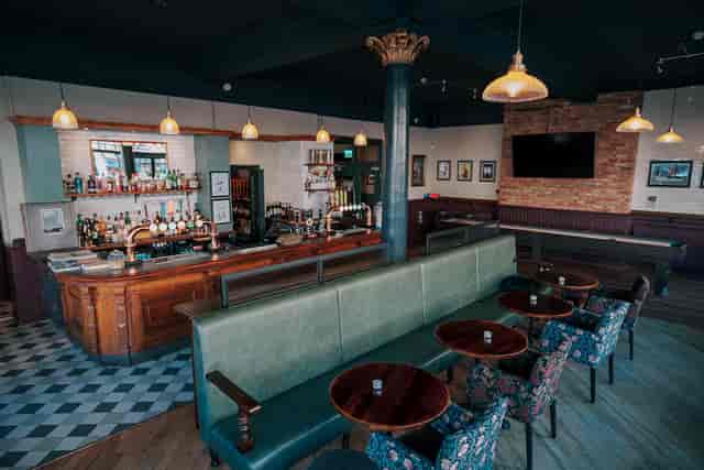Three Compasses Pub 