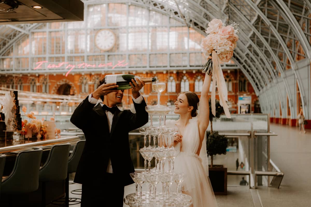 Weddings | St Pancras Brasserie and Champagne Bar by Searcys 