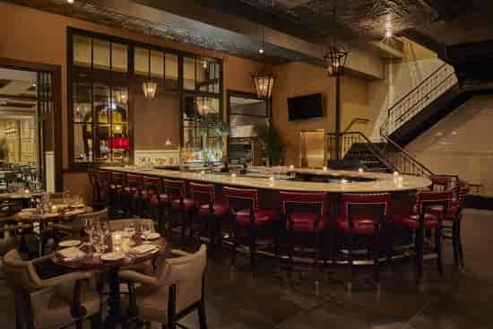 Elegant dining venue in Chicago Firehouse, perfect for upscale events and gatherings.