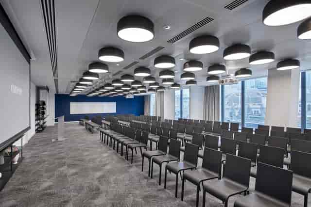 Modern meeting room at Gracechurch Hub, ideal for conferences and workshops.