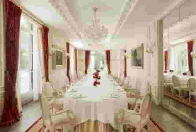 Salon Cambon