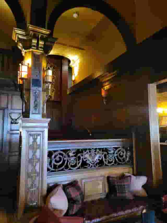 Bar 190