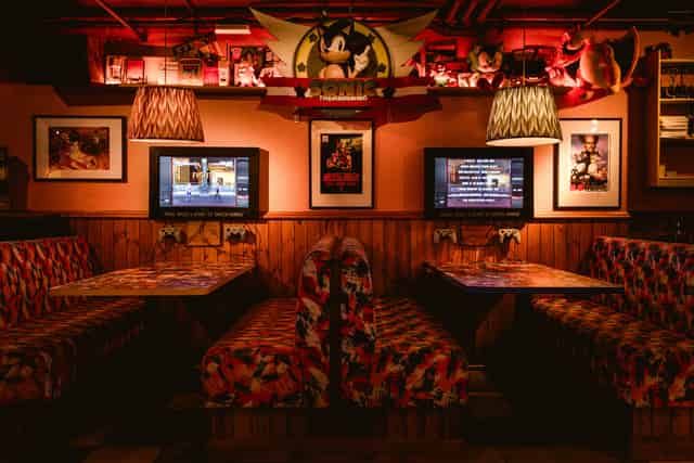 Semi Private Hire 31-50 Guests
