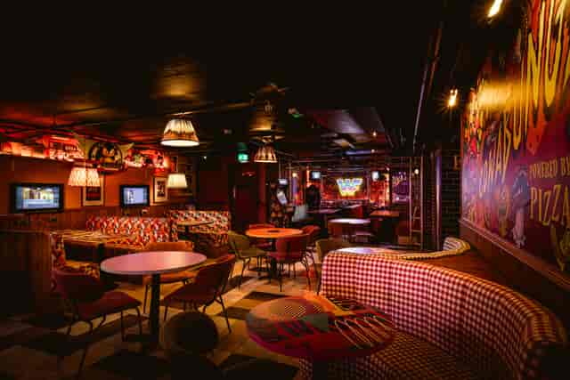 Semi Private Hire 31-50 Guests