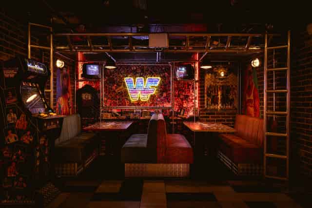 Semi Private Hire 31-50 Guests