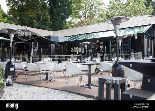 Stylish outdoor dining area at THE TERRACE, perfect for events and gatherings.