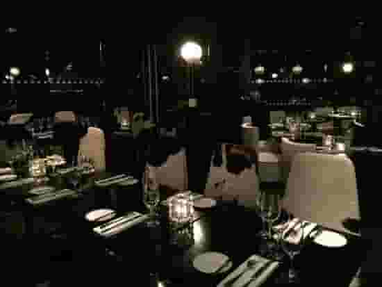 PRIVATE DINING ROOM