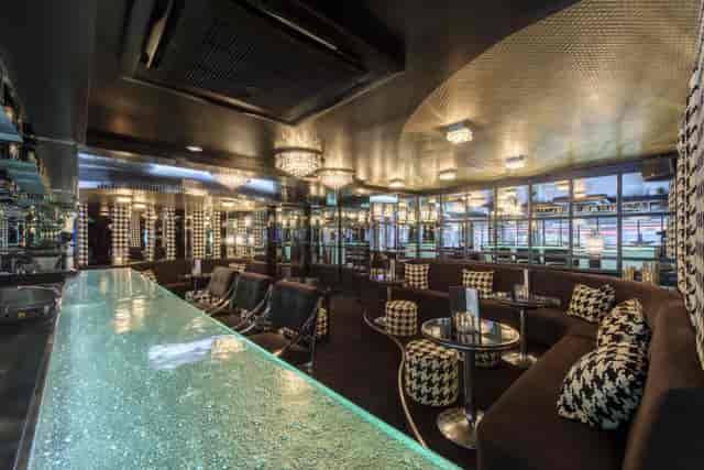 Sleek Galante Lounge bar with plush seating, ideal for cocktail receptions and networking events.