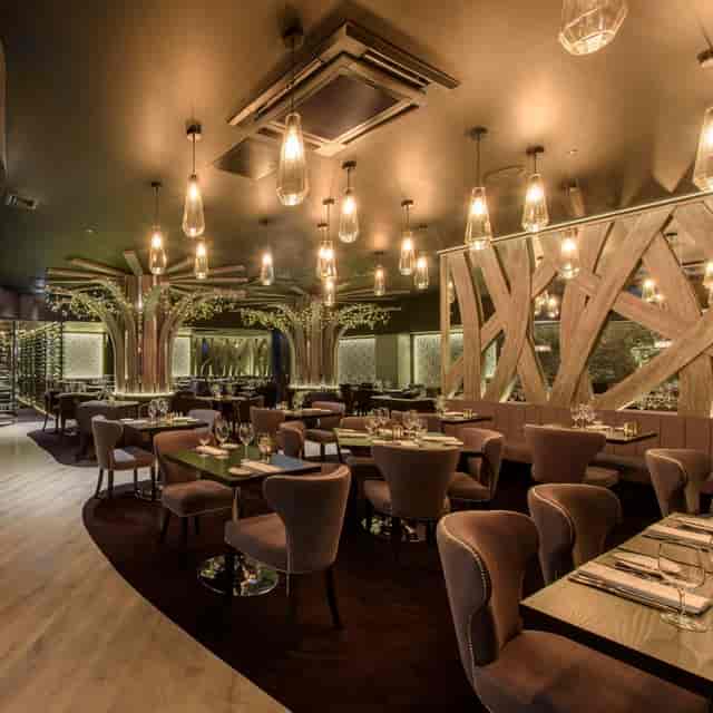 Sophisticated dining venue in Edinburgh, ideal for upscale events and meetings.