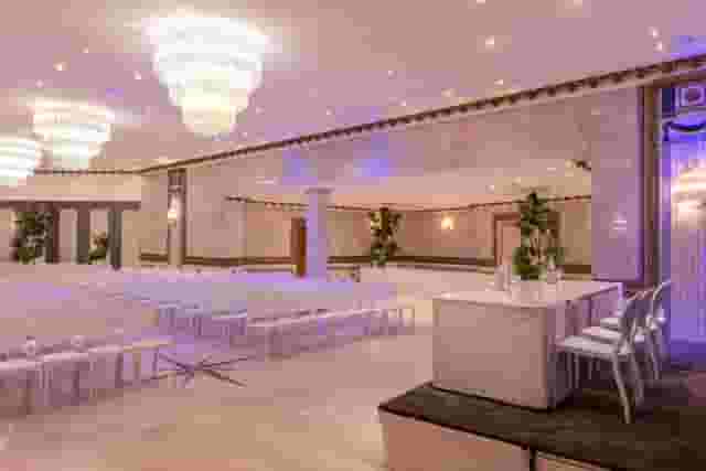 Salon Etoile