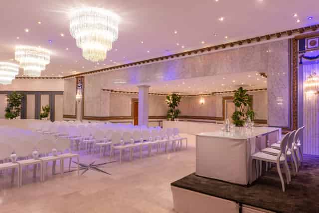 Salon Etoile