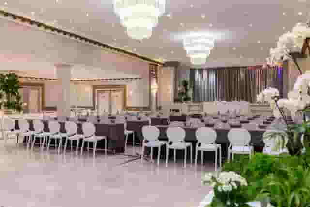 Salon Etoile