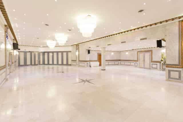 Salon Etoile