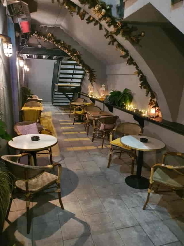 Cozy Iveagh Suite outdoor venue with soft lighting for intimate gatherings and networking events.