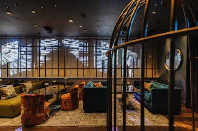 'Byrd' Hotel Lounge