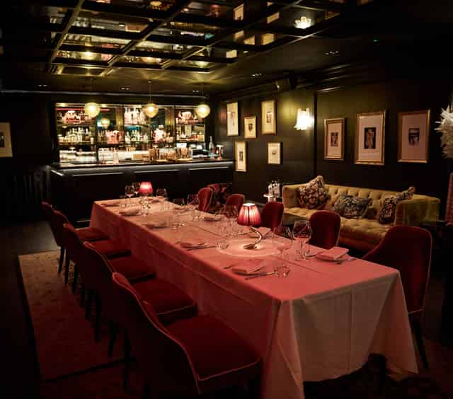 The Kinnaird Lounge