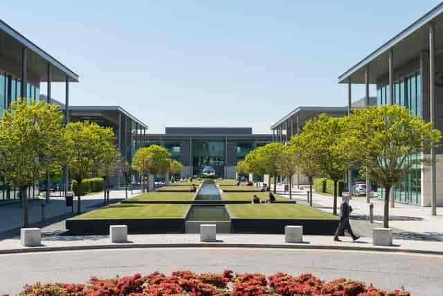 Modern Birchwood Park venue with manicured landscaping for corporate events and meetings.