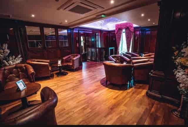VIP Lounge