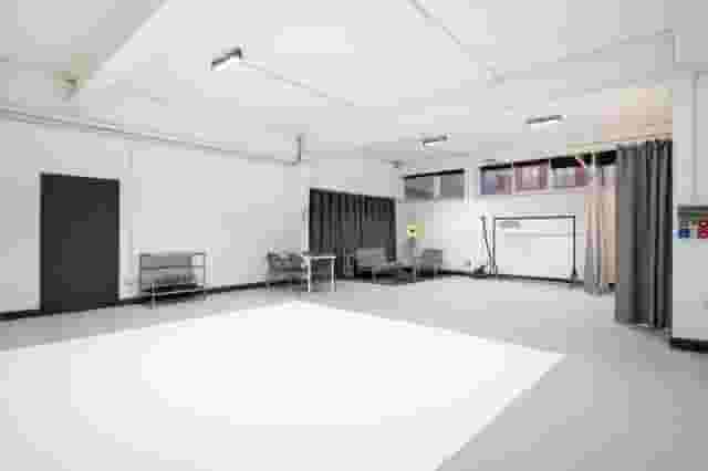 Studio 4