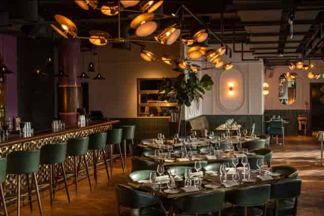 Stylish 9th floor restaurant in Wagtail London for upscale events and cocktail receptions.