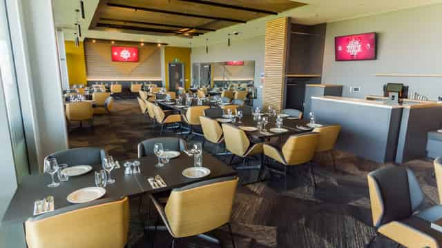 The Oxford & Cambridge Suite