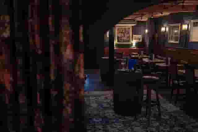Bishop's Vaults at Dirty Dicks