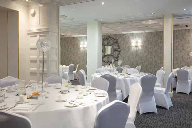 Manor room